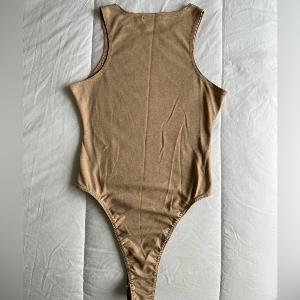 Tan bodysuit - Picture 2 of 3